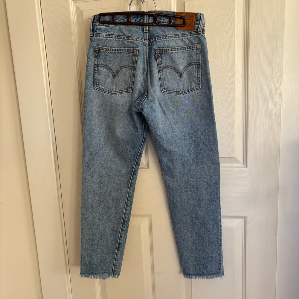 Levi’s Wedgie Jeans